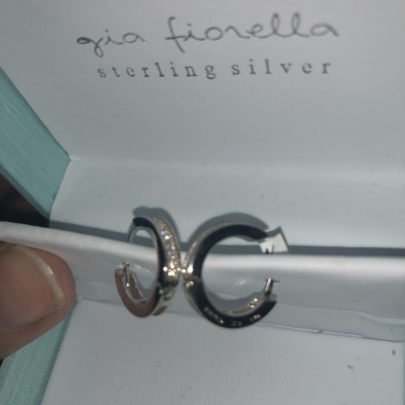 Sterling silver earrings - Picture 5 of 7